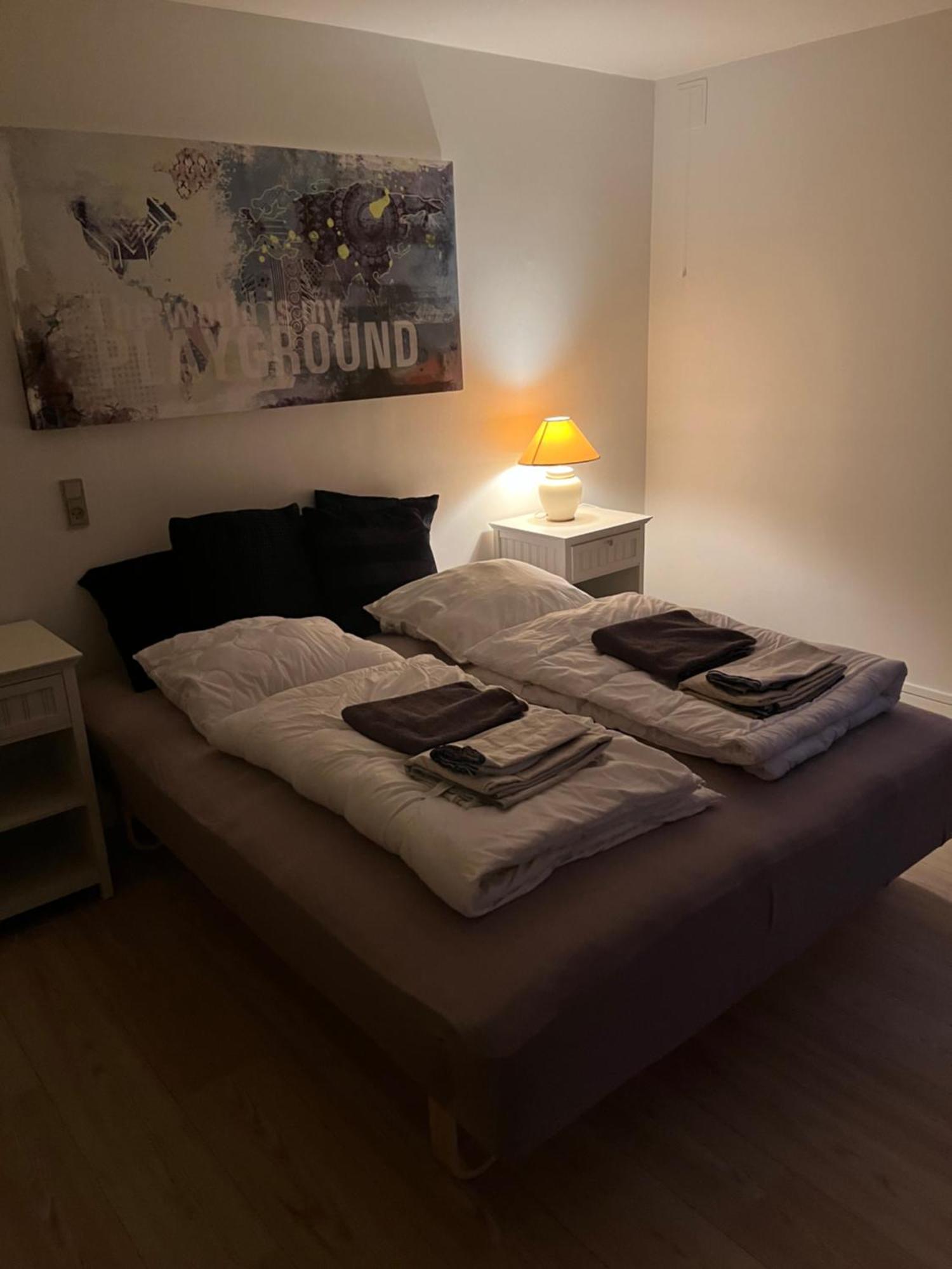 Casa Home Of Bricks - Downtown Holidays 比隆 外观 照片