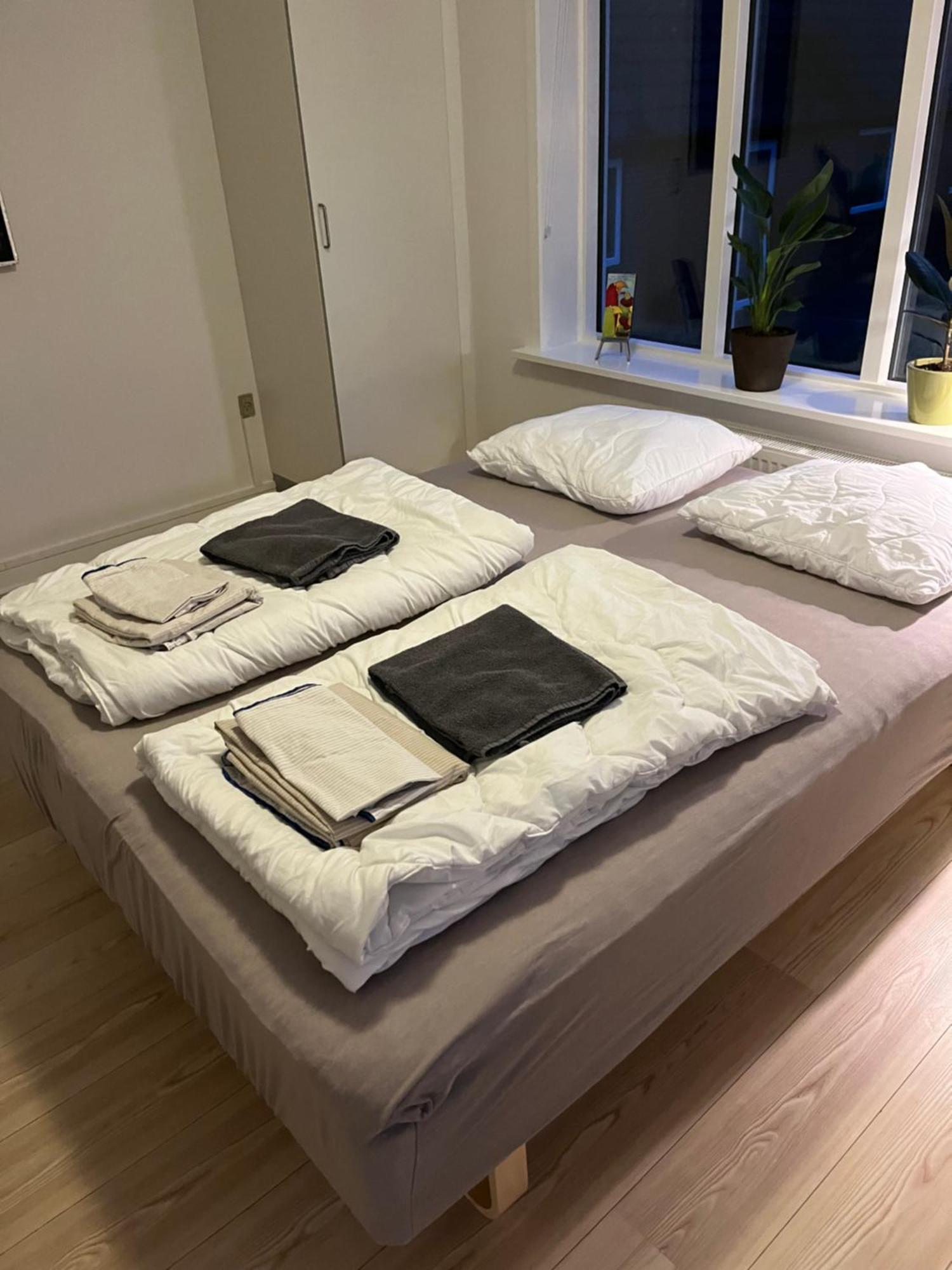 Casa Home Of Bricks - Downtown Holidays 比隆 外观 照片